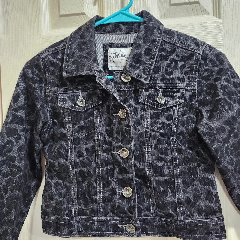 Justice Girls Size 10 Black Grey Leopard Animal Print Denim Trucker Jacket